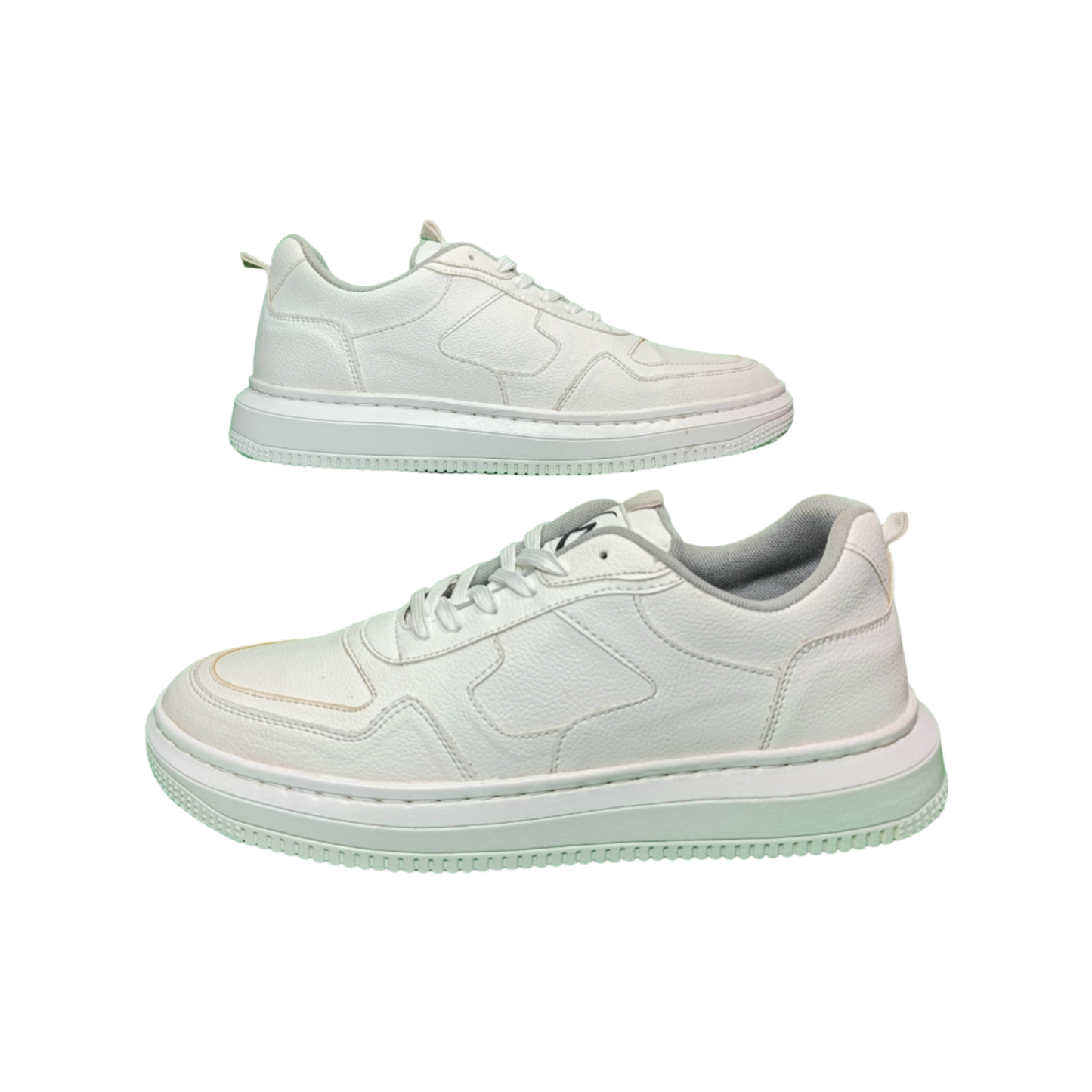 Lightweight white casual shoes for men with AirMix sole